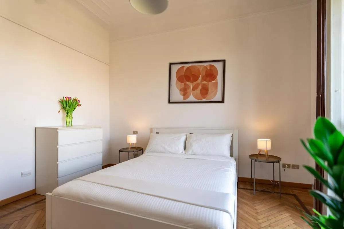公寓 Duomo-Linate Airport - Two Bedrooms & Terrace View 米兰